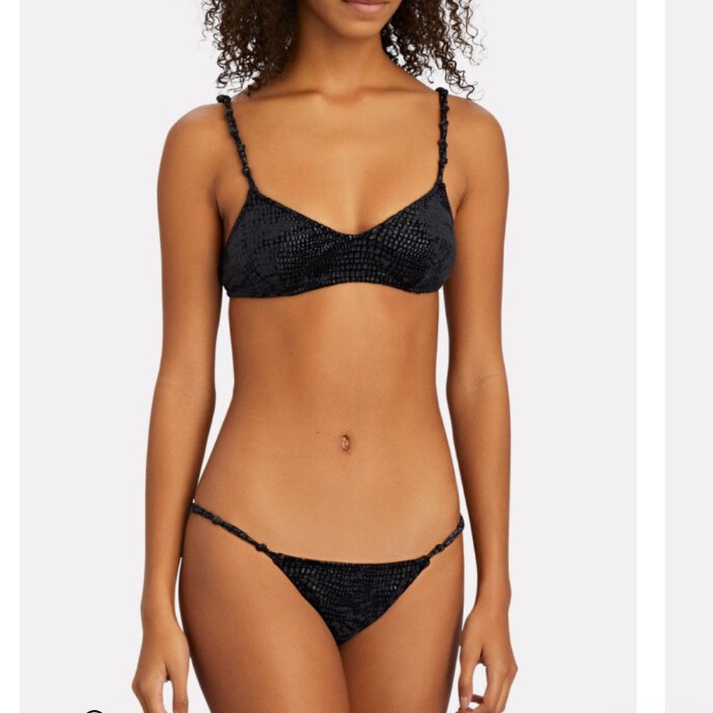 Solid & Striped April Bikini - image 1